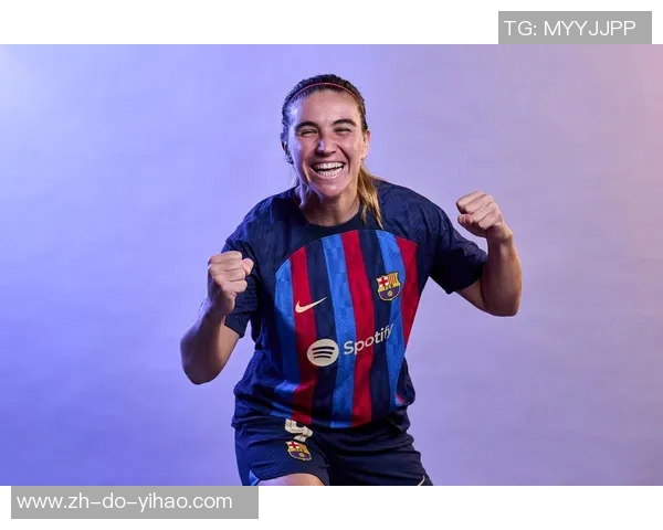 广东球迷猜足球明星身份挑战谁能一眼认出明星球员的真面目